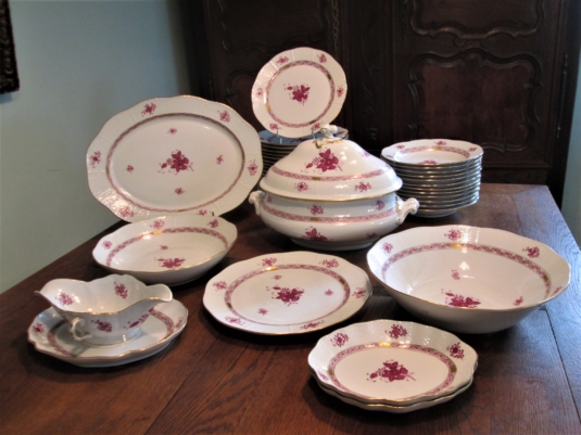 Herend Hungary Apponyi porcelaine service de table
